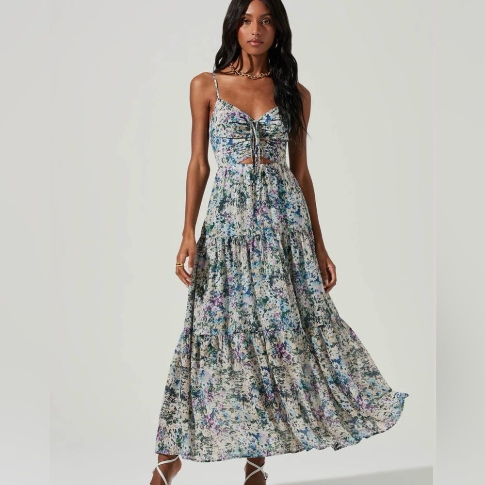 NWOT Astr the Label Brandy Floral Cinched Front Cutout Maxi Dress. Size XS.